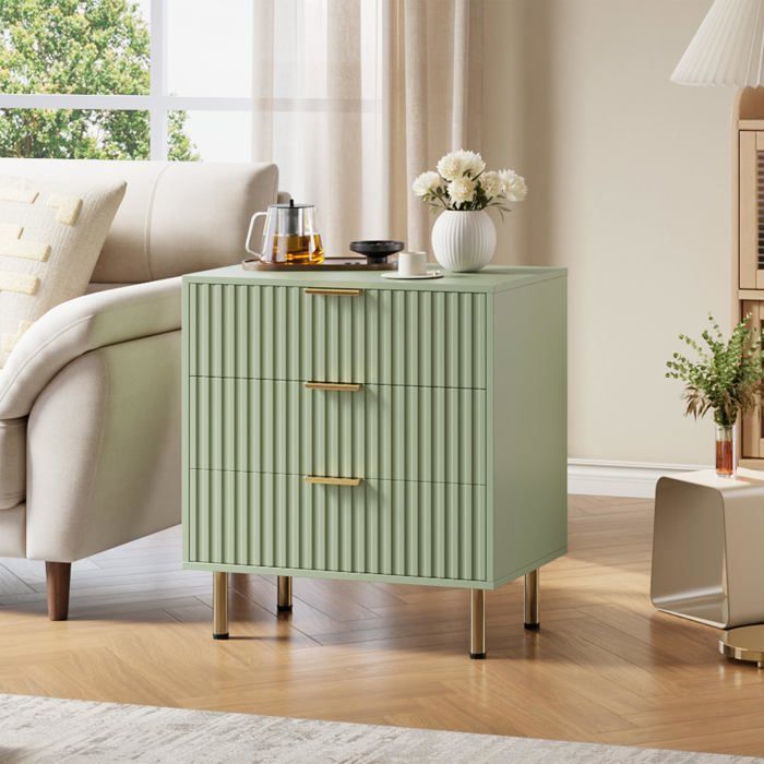 Commode moderne 3 tiroirs bois rainuré grande capacité plateau large et poignées dorées gris vert mat pour chambre salon