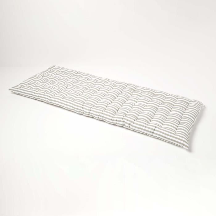 Coussin pour banc de jardin - HOMESCAPES – Rayures grises – 143 x 48 x 5 cm – Matelas de sol – Coton et polyester – Extérieur Coussin pour banc de jardin - HOMESCAPES – Rayures grises – 143 x 48 x 5 cm – Matelas de sol – Coton et polyester – Extérieur