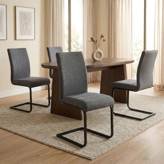 Lot de 4 chaises de salle à manger LETICIA piètement en métal noir et revêtement en tissu anthracite Lot de 4 chaises de salle à manger LETICIA piètement en métal noir et revêtement en tissu anthracite