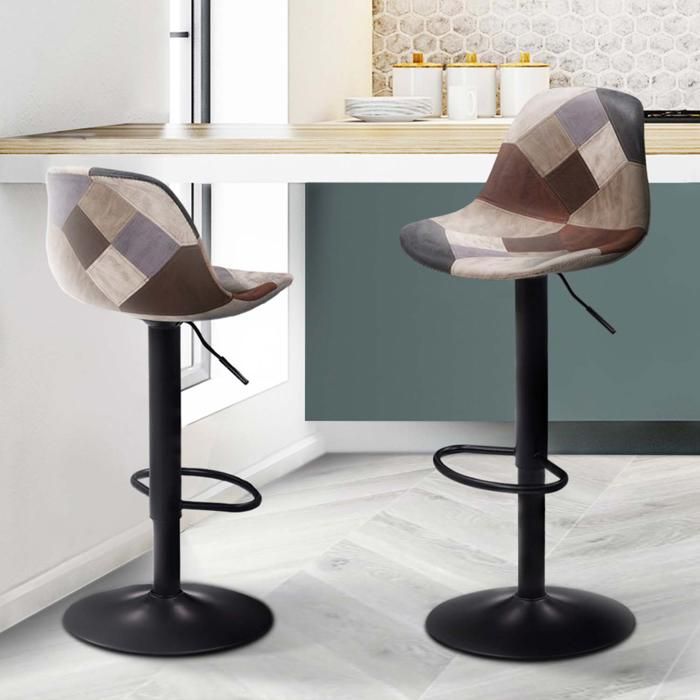 IDMARKET Lot de 2 tabourets de bar KARL design patchworks marron gris et beiges pied noir IDMARKET Lot de 2 tabourets de bar KARL design patchworks marron gris et beiges pied noir