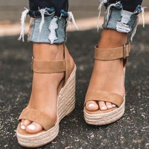 Chaussure femme beige petit talon best sale