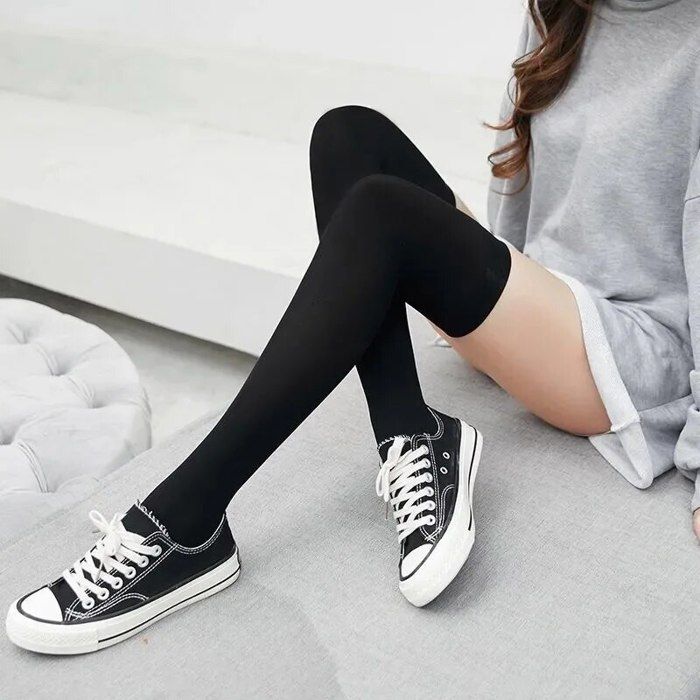Chaussettes Hautes Thermiques Pour Femmes - Au-dessus Du Genou, Laine Noire - Taille M - Neuves Avec étiquettes