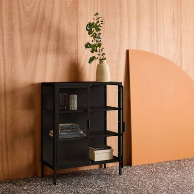 Armoire Vitrine Industrielle Noire - Beliani HARTY - En Acier Et Verre - 176x80x35 Cm - Meuble De Rangement Bureau