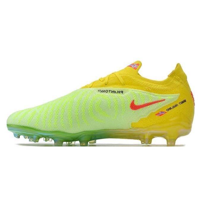 nike phantom football cleats