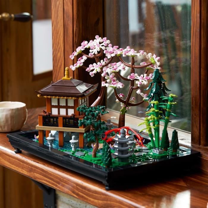 LEGO® Icons 10315 Le Jardin Paisible, Kit de Jardinage Botanique Zen pour  Adultes, Cadeau pour Femmes, Hommes - Cdiscount Jeux - Jouets