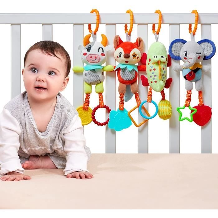 Bébé Mignon Joue Avec Des Jouets éducatifs. Jouets Pour Jeunes Enfants.  Intérieur De La Crèche D'un Petit Garçon.