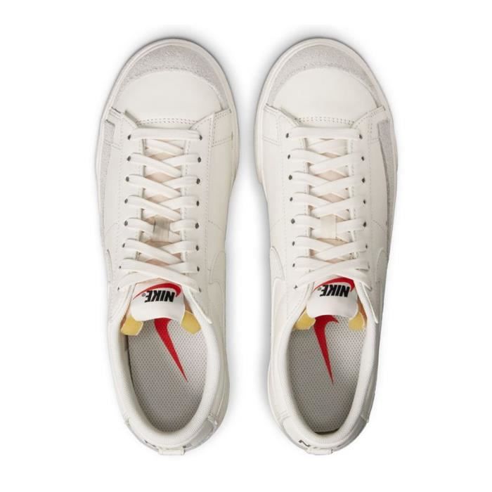 Nike blazer beige 2024 homme