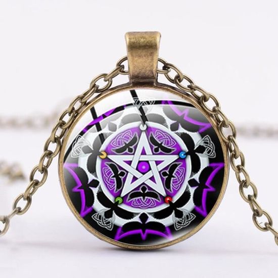 Collier pendentif Méduse Déesse Reine du Pouvoir Protection