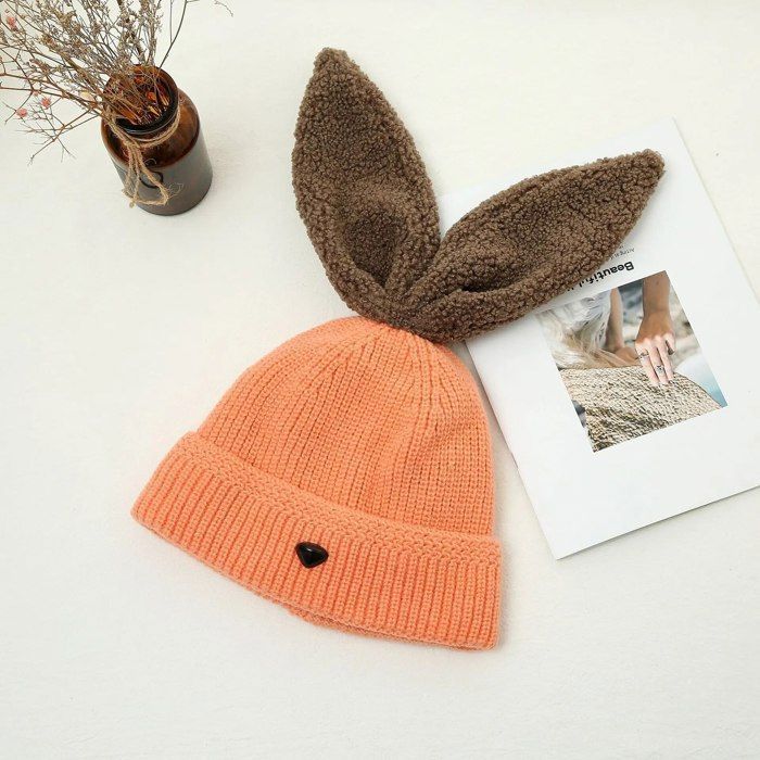 Chapeau de magicien avec oreilles de lapin • Créations Chapeaux Chapeau de magicien avec oreilles de lapin • Créations Chapeaux