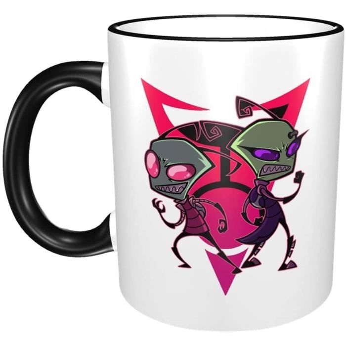 Tasse En Céramique Avec Boisson Chaude Et Crème Fouettée Dans Un Style