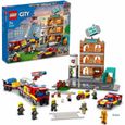 LEGO 60321 City Fire La Brigade des Pompiers, Jouet de Camion, Moto et Remorque, avec Figurine de Chien, Garçons et Filles Dès 7-0