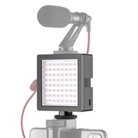  Passez la souris sur l'image pour zoomer Neewer 64 LED Panneau sur Caméra - Torche LED Vidéo USB-alimenté à 3 Joints d'Attachement 