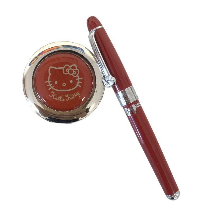 Trousse Et Stylos Hello Kitty Pour Attaquer La Rentrée Des Classes Du Bon Pied