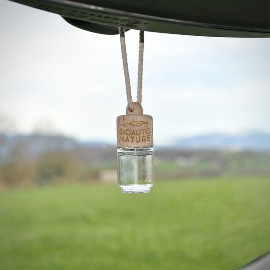 Lot De 20 Flacons à Suspendre En Verre - 5 Tailles (5 à 10 Ml) - Pour Huiles Essentielles, Parfum Voiture - Avec Bouchon Bois Et Cordon
