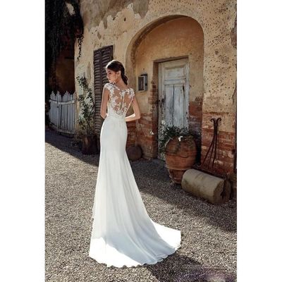 Robe de mariée femme mince sales