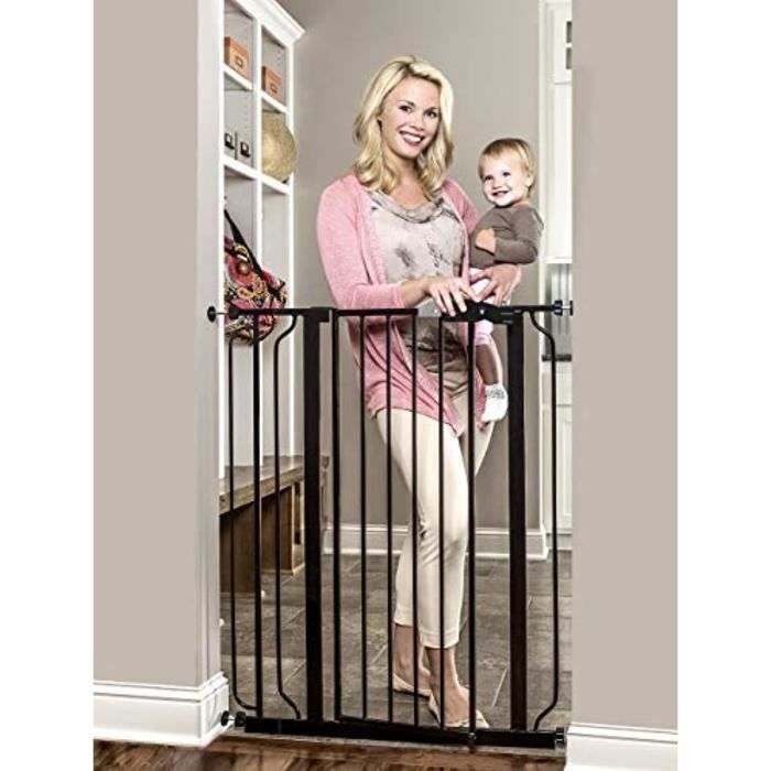 Detecteur De Mouvement Bebe E5VV7 Easy Step Extra Tall Walk Thru Gate, Kit bonus, comprend un kit d'extension de 4 pouces, 4 pack de