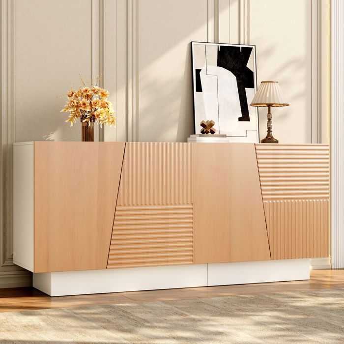 Buffet structure à rainures géométriques finition bois 4 portes étagères réglables en hauteur meuble de rangement pour le salon