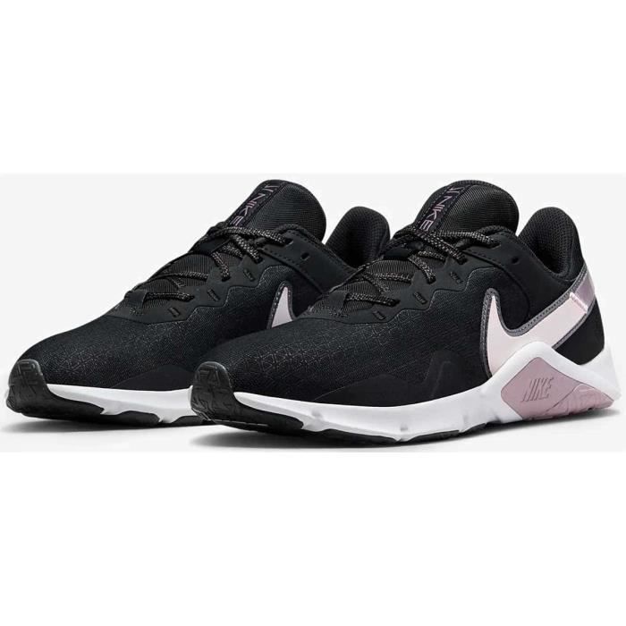 Nike Legend Essential 2 Premium