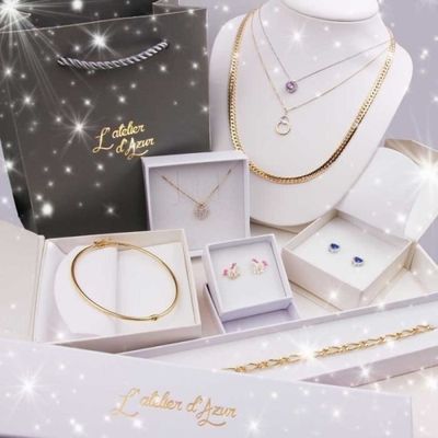 Boucles D'oreilles Créoles Triple Anneaux Plaqué Or 18 Carats - Neuf Avec étiquettes