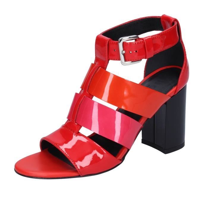 Sandale rouge clearance talon carré