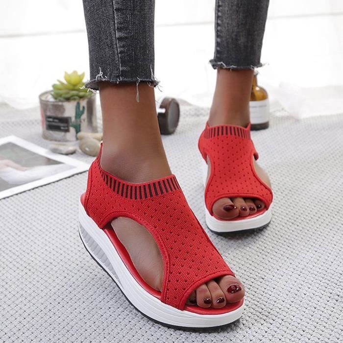 Platform on sale pumps 219