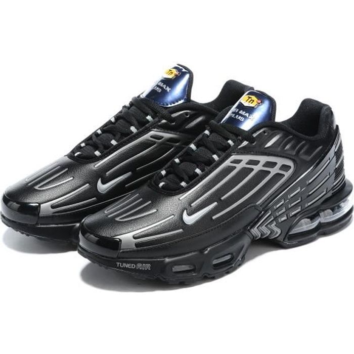 Baskets NIKEs Airs TN Plus 3 Chaussures Cuir noir argent de course pour  Hommes - Cdiscount Sport