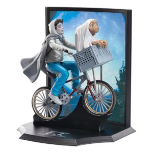 STATUE - STATUETTE E.T. STATUETTE TOYLLECTIBLE TREASURE E.T. AND ELLIOTT OVER THE MOON 13