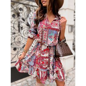 Robe rouge trapeze outlet
