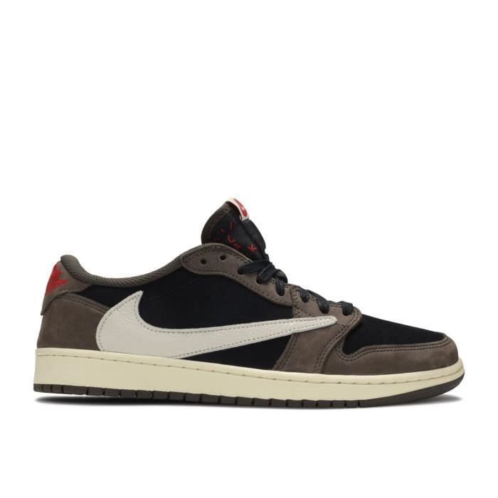 Baskets travis scott clearance