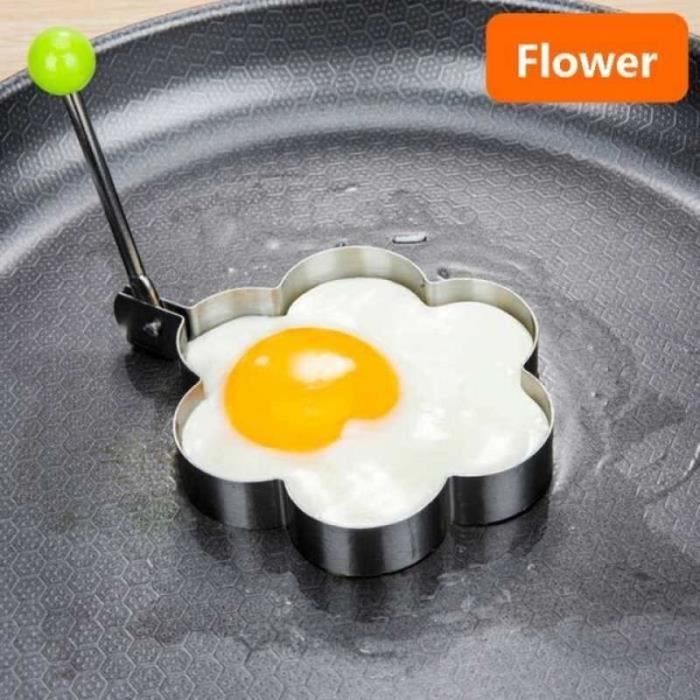 4 Moules à œufs Ronds En Acier Inox Antiadhésif - Avec Brosse, Poignées Silicone Anti-brûlure - Pour Omelettes, Pancakes
