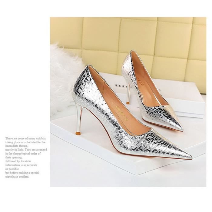 Escarpin Femme Beige Talons hauts aiguilles Bout pointu metallique Materiau synthetique Achat Vente Escarpin Femme Beige Talons hauts aiguilles Bout pointu metallique Materiau synthetique pas cher Cdi...