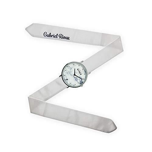 Montre fond sale marbre