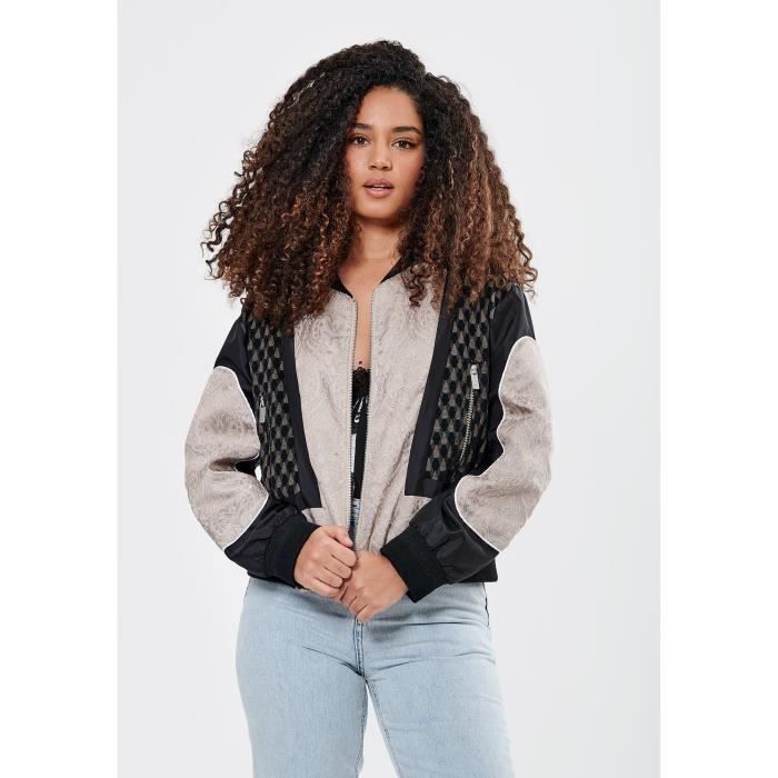 Veste baroque femme sale