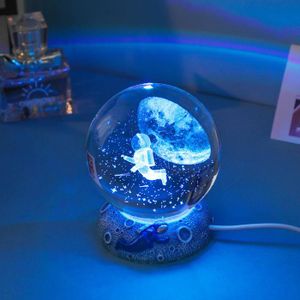 Lampe Décorative En Forme De Boule De Cristal 3D, Lampe De Nuit Créative  Astronomie, Veilleuse Lumineuse 3D Avec Base En Bo[x10051] - Cdiscount  Maison