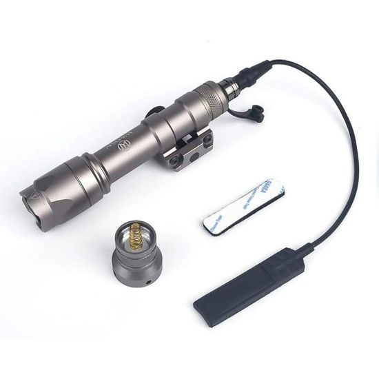 SBGJMY Lampe Torche Tactique M600DF Avec Coussin de Pression et Interrupteur à Bouton de Queue Torche à 1400 Lumen pour Système de Rail Picatinny 20mm (Noir SBGJMY Lampe Torche Tactique M600DF Avec Coussin de Pression et Interrupteur à Bouton de Queue Torche à 1400 Lumen pour Système de Rail Picatinny 20mm (Noir