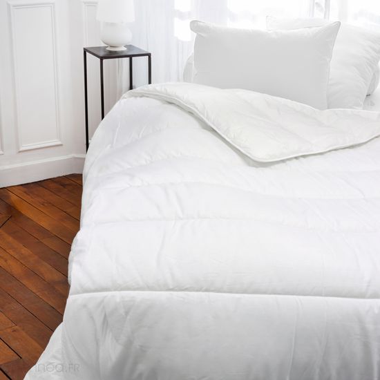 Couette 4 Saisons 140x200 Cm COCOON Garnissage Fibre Polyester 200+300