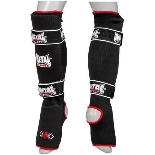 METAL BOXE Protège-tibias Avec Coque Pied – Taille XS – Mousse EVA + Chaussette Coton élastique – Noir
