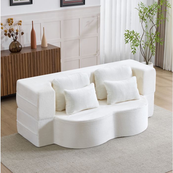 Canapé blanc au sol avec 4 coussins décoratifs matelas en mousse haute densité idéal salon chambre invités chambre