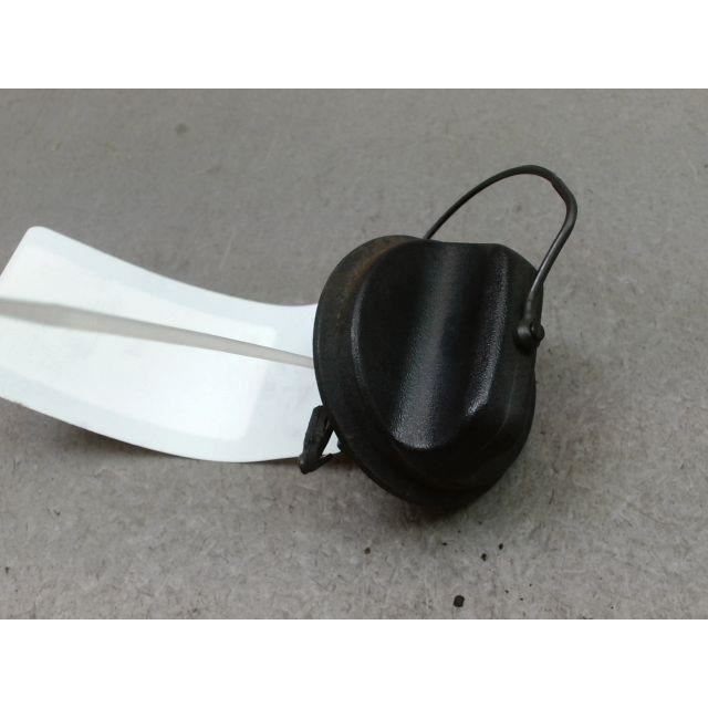 Bouchon De Réservoir à Carburant Pour RENAULT CLIO 1 Phase 2 - Occasion En Bon État - Garantie 3 Mois