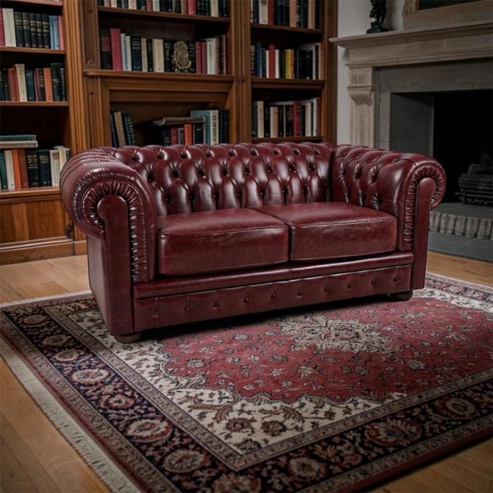 Canapé 2 Places Royal Chesterfield L175 cm en Cuir Vintage - Bordeaux Canapé 2 Places Royal Chesterfield L175 cm en Cuir Vintage - Bordeaux