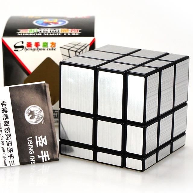 Vdealen Speed Cube Magique 2x2 3x3 Cube de Vitesse, Magic Cube pour Débutants et Utilisateurs Avancés, Cadeau pour Enfants Les Adolescents Adultes(sans Autocollant