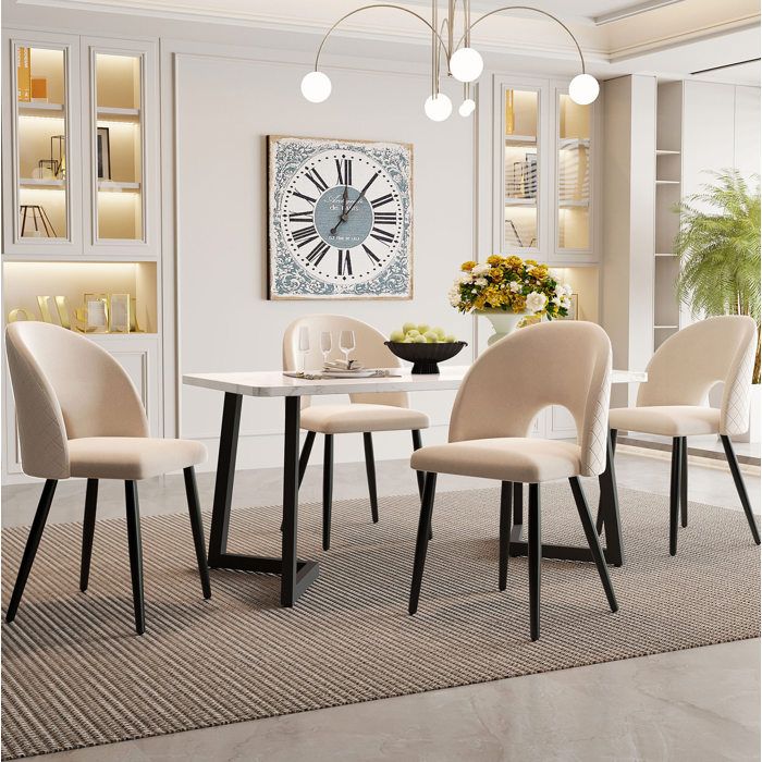 Ensemble table et chaises EVRYAE 117 x 68 cm 1 table rectangulaire MDF et 4 chaises en velours beige