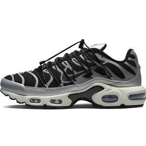 BASKET Basket Nike AIR MAX PLUS - NIKE - FD0799-001 - Noir - Gris - Adulte - Lacets - Mixte