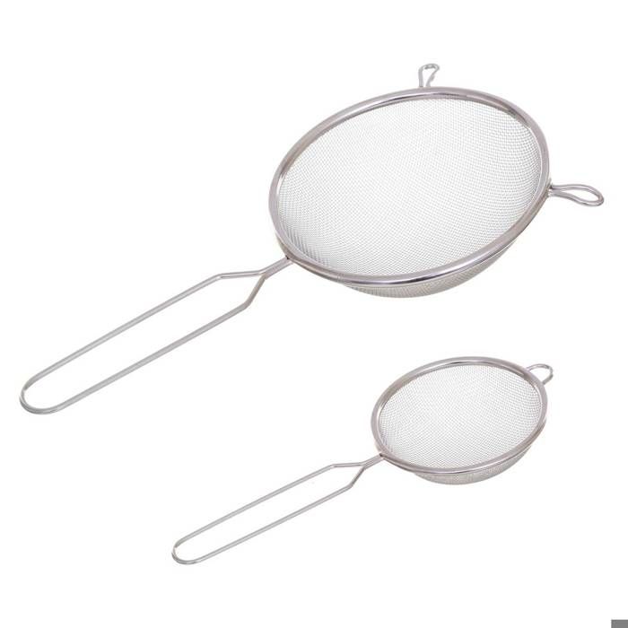 Secret de Gourmet - Lot de 2 passoires en INOX Petit : L, 23,5 x l, 9,8 x H, 4 cmGrand : L, 28,2 x l, 14 x H, 5,5 cm Argent