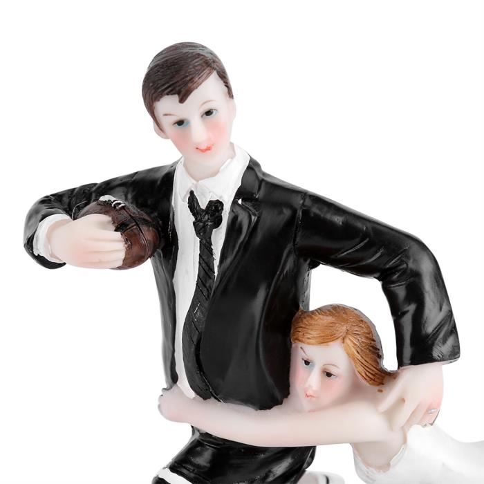 Topper Gâteau Mariage – Figurine Mariée Et Marié S’embrassant En Résine Blanche (7x6x14 Cm)