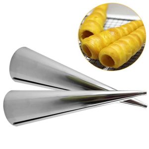 Moules A Patisserie Moules Multi Cavites Corne Et Pain Pour Gateau En Spirale En Acier Inoxydable Lot De 12 Moules De Cuisson En Forme De Cannoli Napravi Rs