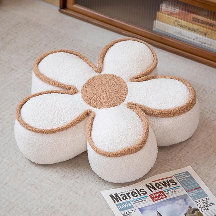 Coussin fleuri - 50 x 50 cm - Coussin dassise en forme de fleur - Décoration maison et voiture - Cadeau décoratif - Blanc