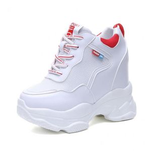 basket nike femme talon compensé