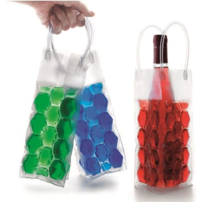 SAC DE REFRIGERATION POUR BOUTEILLE . SAC PLASTIQUE. GEL REFRIGERANT SUR 4 FACES. HAUTEUR 25 CM - LARGEUR 10 CM. EXISTE EN 3 COUL...