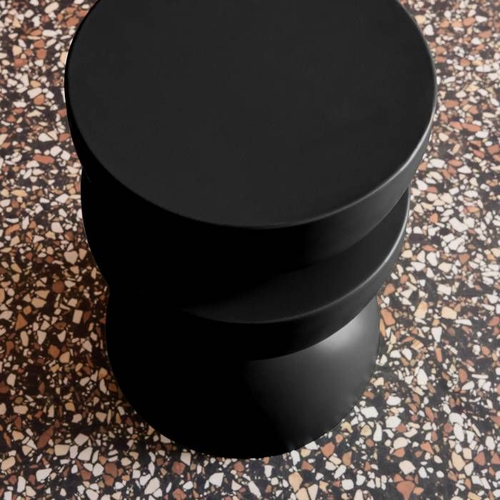 Table D'appoint En Forme De C MILUKA Table D'appoint Salon Noir | Table Basse Salon Haute De Soutien Pour Canapé | Table D'appoint Bout De Canape Pour Manger, Le PC, Ou Comme